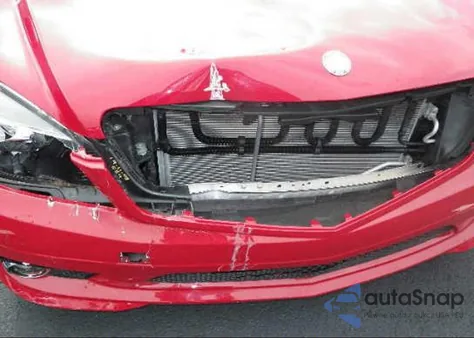 2009 Mercedes-Benz C300 из США, поврежденный, VIN WDDGF54X49R066406